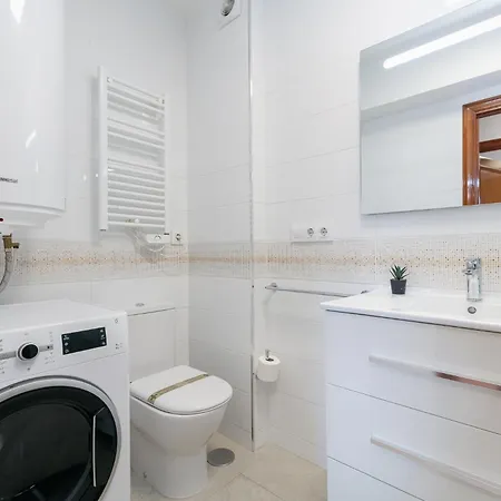 Apartment Acogedor Centrico En By