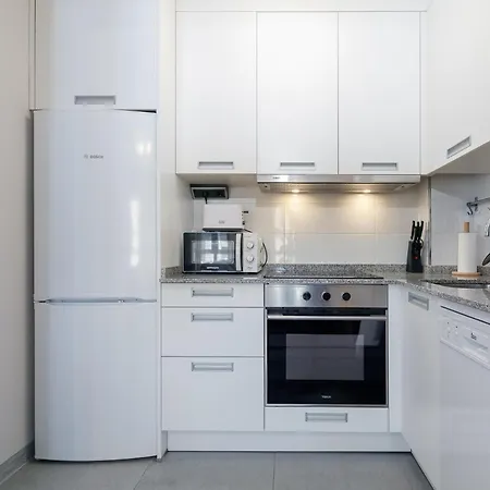 Apartment Acogedor Centrico En By